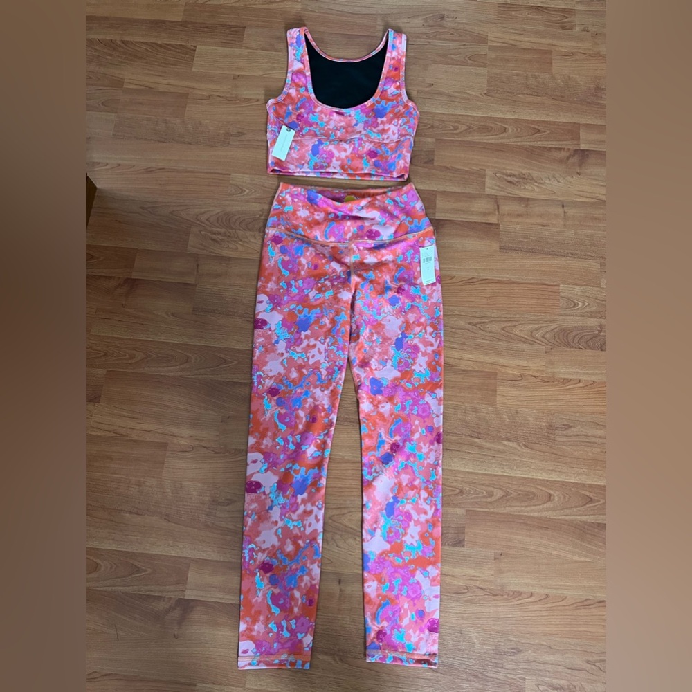 Anthropologie, work out top and bottom, size S, brand new with tags